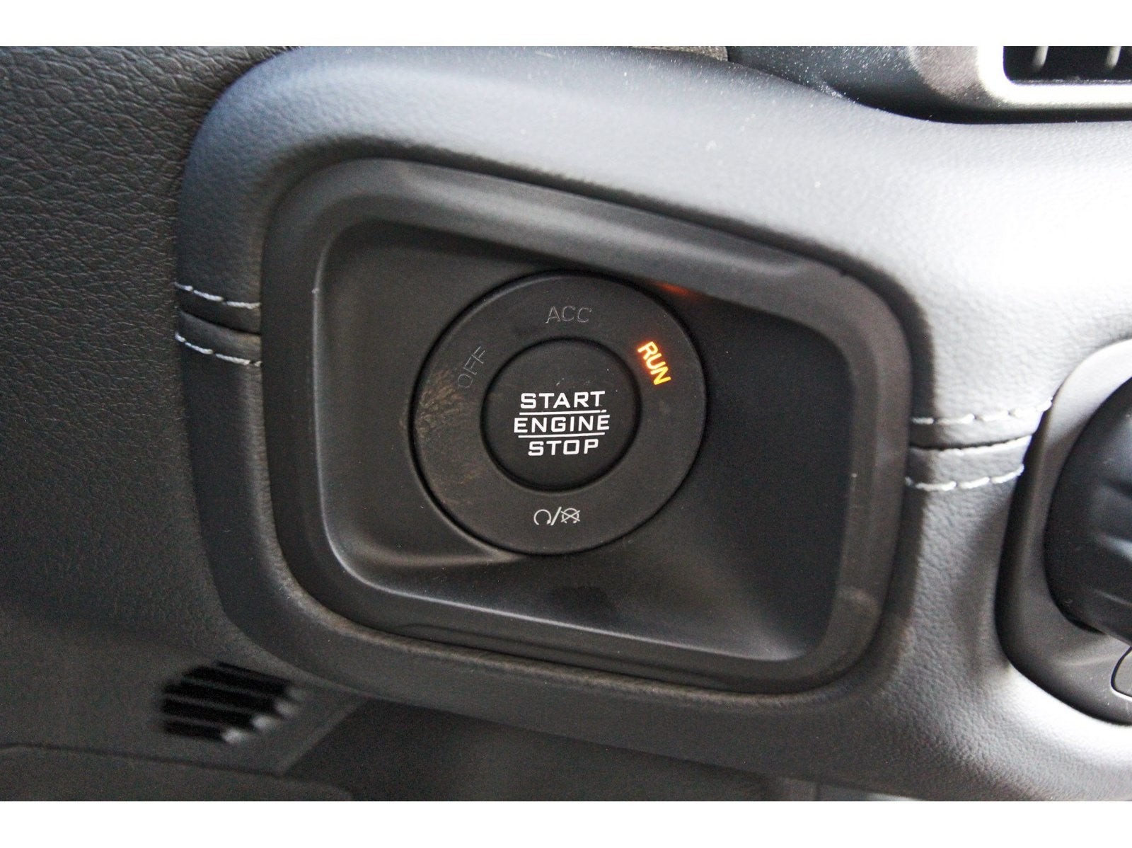 2026 Jeep Gladiator Mojave 4x4