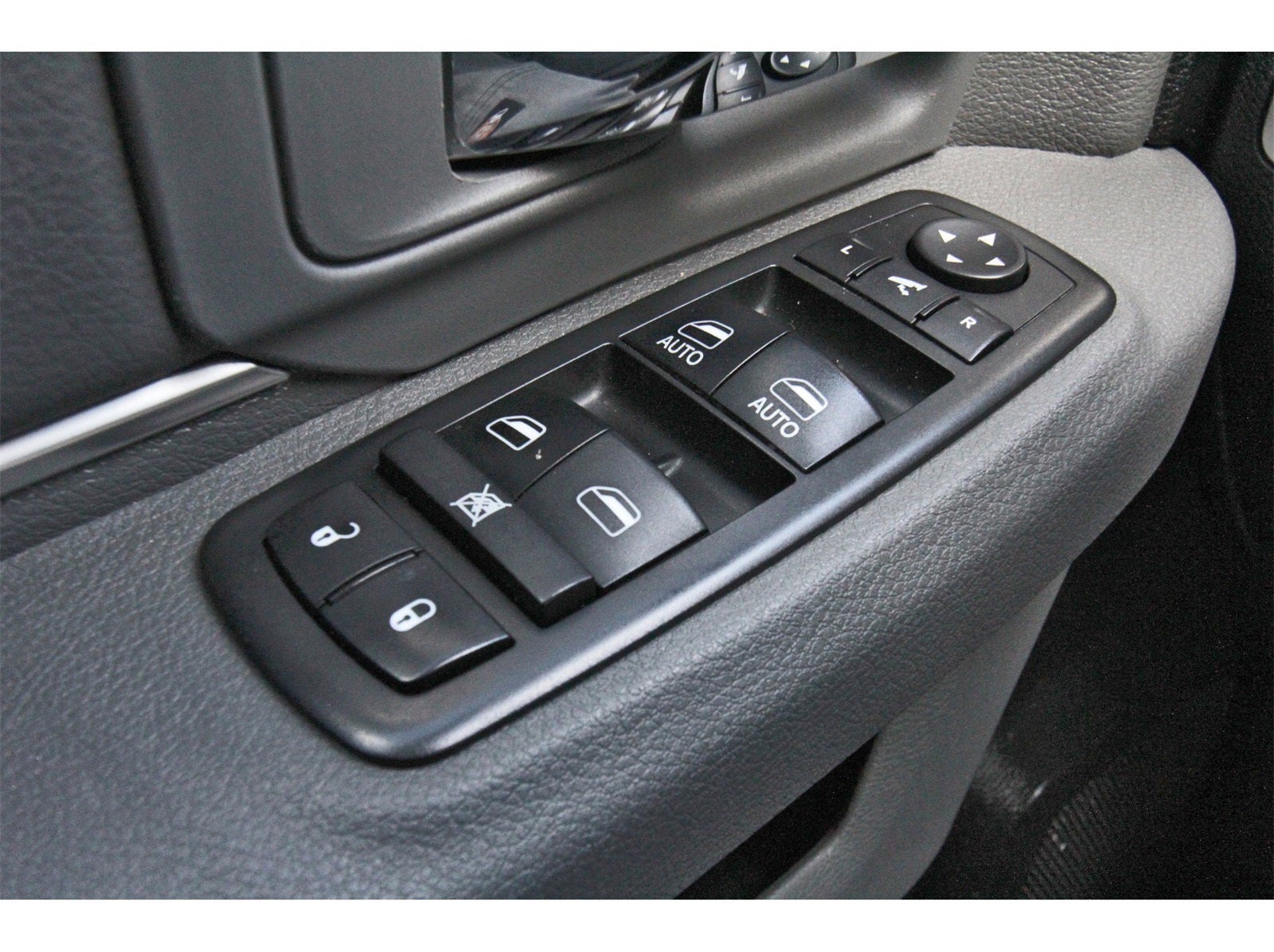 2018 RAM 1500 Lone Star Silver