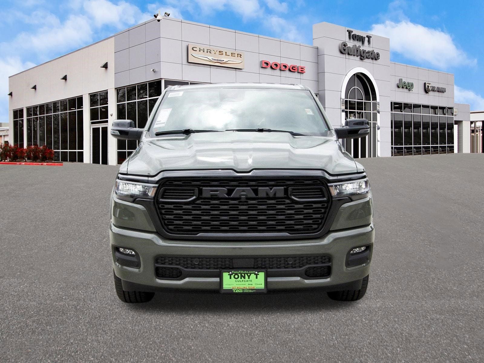 2026 RAM 1500 Big Horn/Lone Star Lone Star 4x2 Crew Cab 5'7" Box