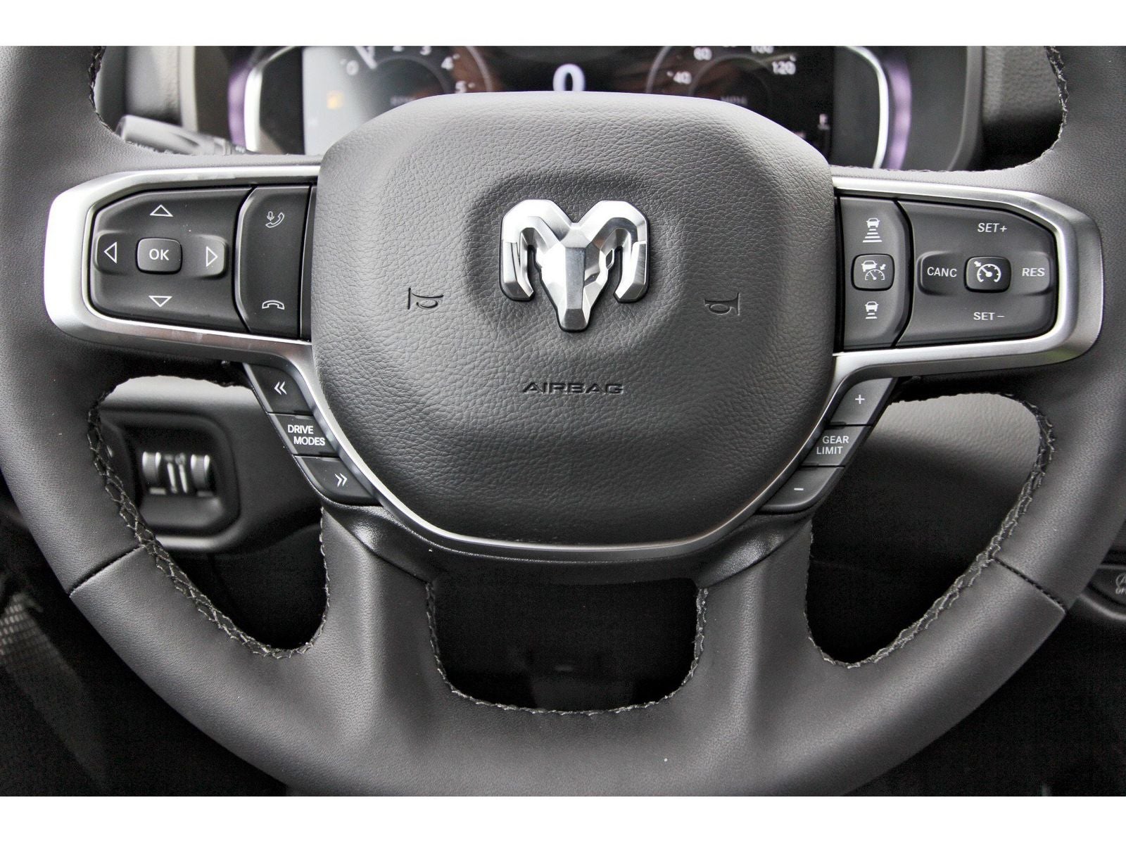 2026 RAM 1500 Big Horn/Lone Star Lone Star 4x2 Crew Cab 5'7" Box