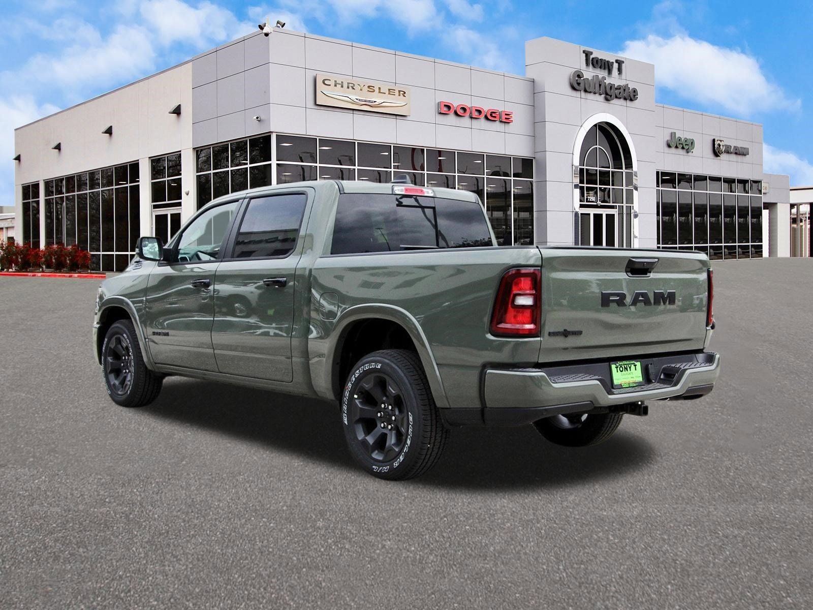 2026 RAM 1500 Big Horn/Lone Star Lone Star 4x2 Crew Cab 5'7" Box