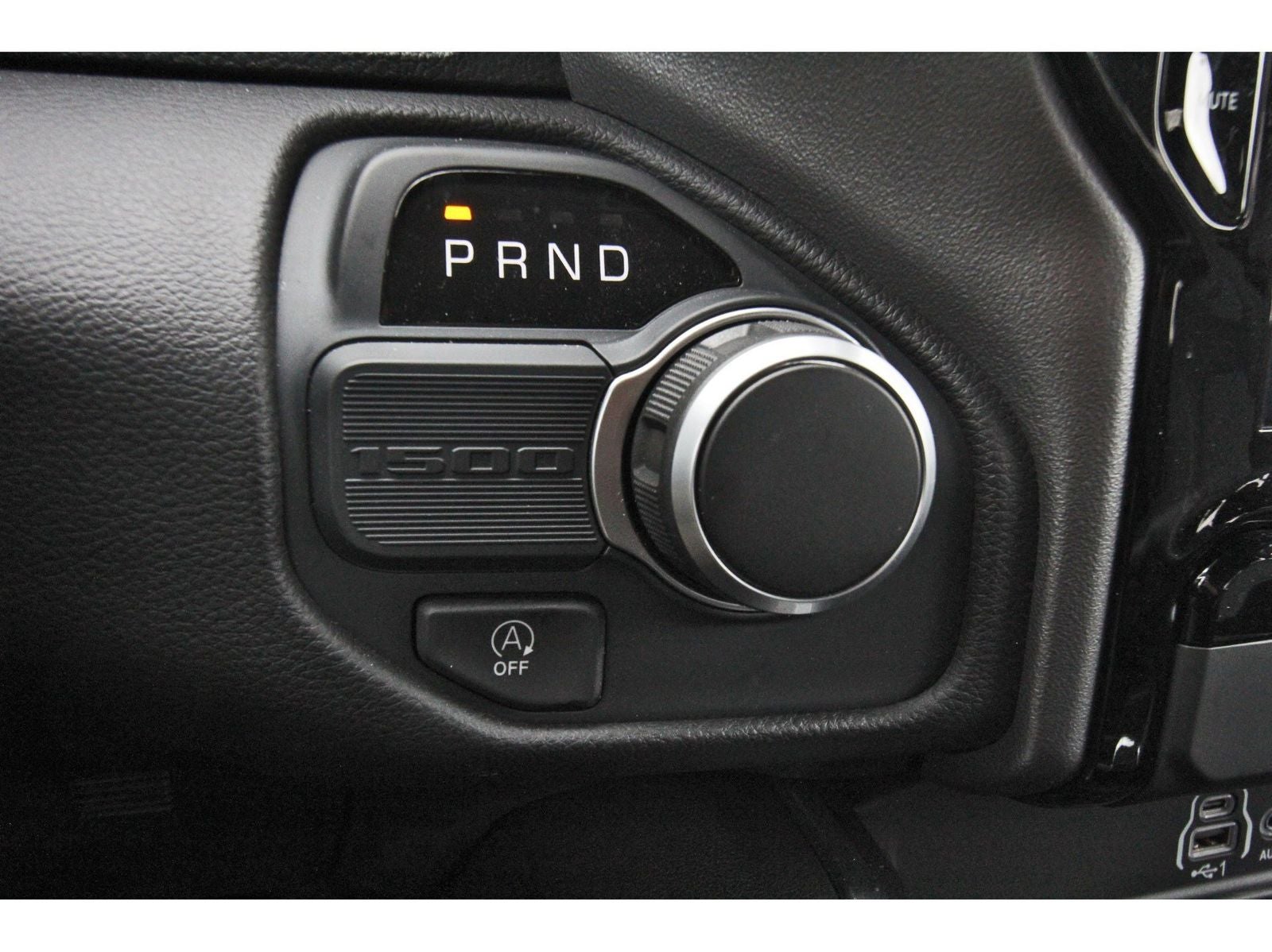 2025 RAM 1500 Big Horn/Lone Star Lone Star 4x2 Crew Cab 5'7" Box