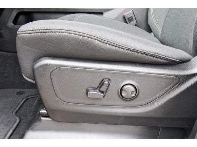 2025 RAM 1500 Big Horn/Lone Star Lone Star 4x2 Crew Cab 5'7" Box