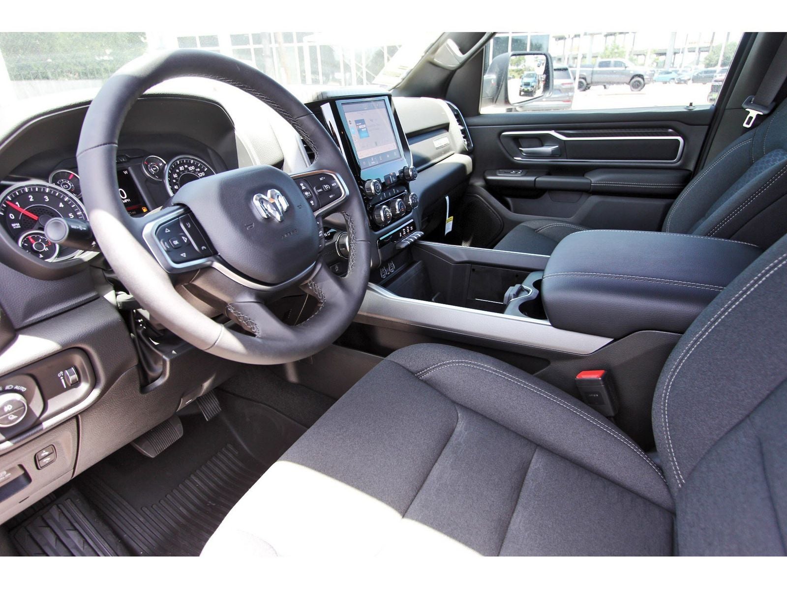 2026 RAM 1500 Big Horn/Lone Star Lone Star 4x2 Crew Cab 5'7" Box