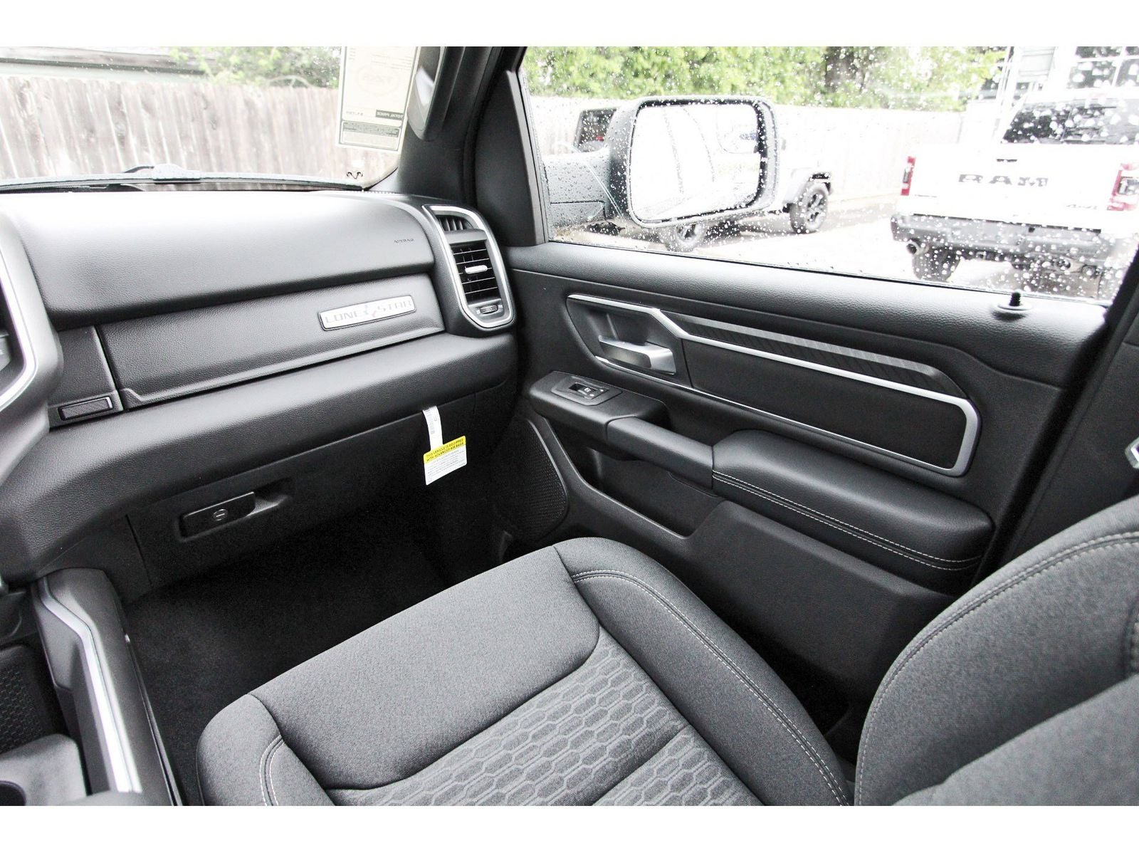 2026 RAM 1500 Big Horn/Lone Star Lone Star 4x2 Crew Cab 5'7" Box