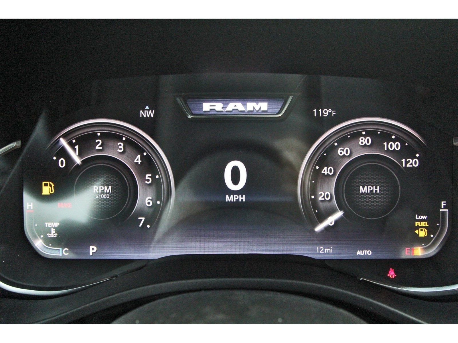 2027 RAM 1500 Big Horn/Lone Star Lone Star 4x2 Crew Cab 5'7" Box