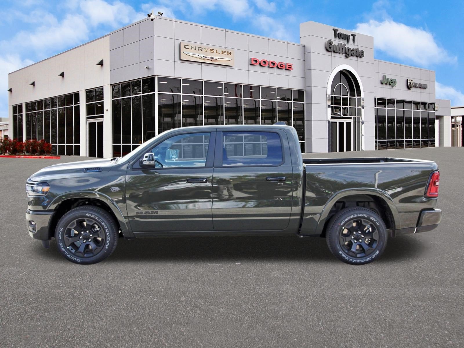 2027 RAM 1500 Big Horn/Lone Star Lone Star 4x2 Crew Cab 5'7" Box