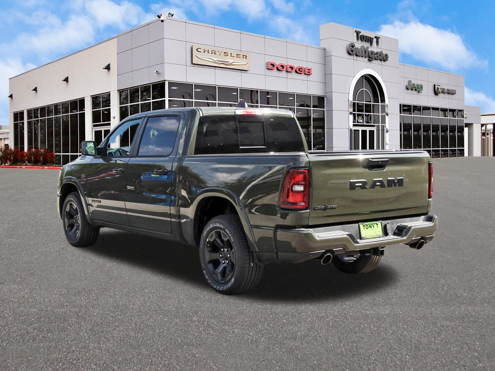 2027 RAM 1500 Big Horn/Lone Star Lone Star 4x2 Crew Cab 5'7" Box