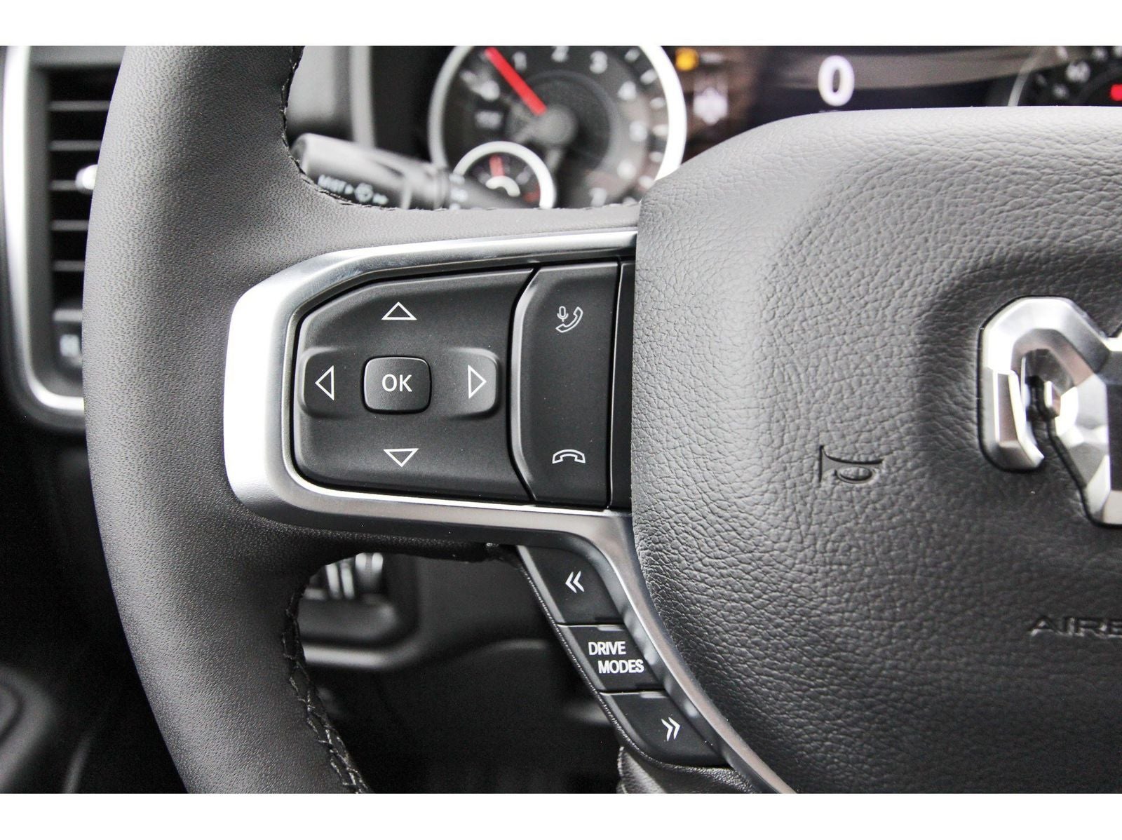 2026 RAM 1500 Big Horn/Lone Star Lone Star 4x2 Crew Cab 5'7" Box