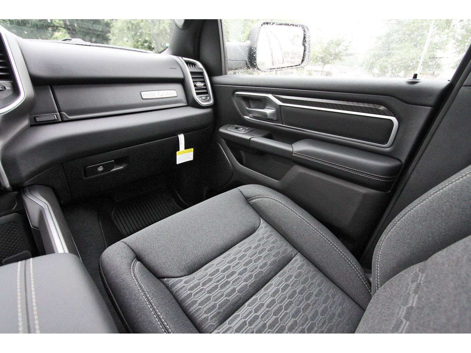 2026 RAM 1500 Big Horn/Lone Star Lone Star 4x2 Crew Cab 5'7" Box