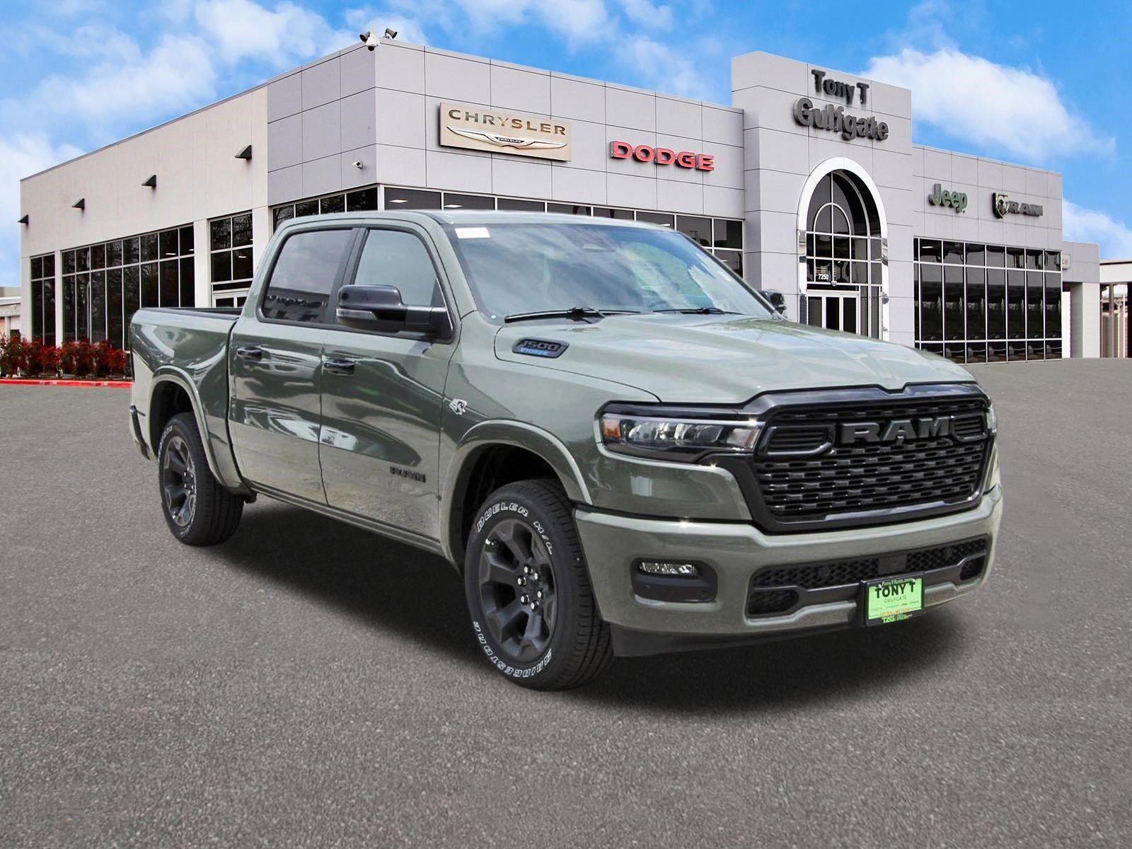2026 RAM 1500 Big Horn/Lone Star Lone Star 4x2 Crew Cab 5'7" Box