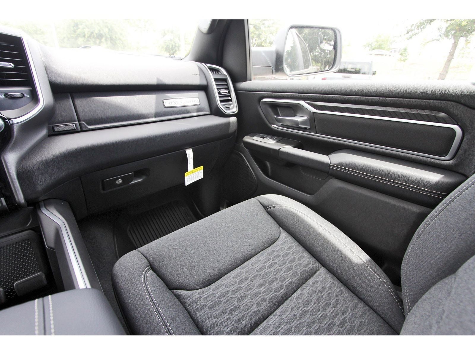2026 RAM 1500 Big Horn/Lone Star Lone Star 4x2 Crew Cab 5'7" Box