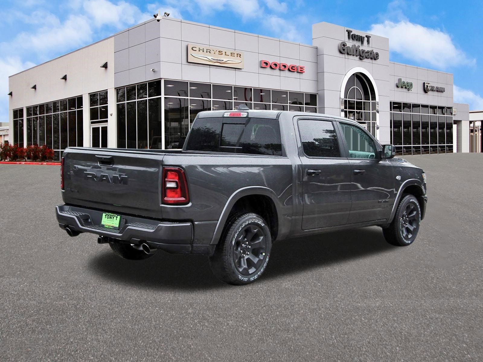 2026 RAM 1500 Big Horn/Lone Star Lone Star 4x2 Crew Cab 5'7" Box