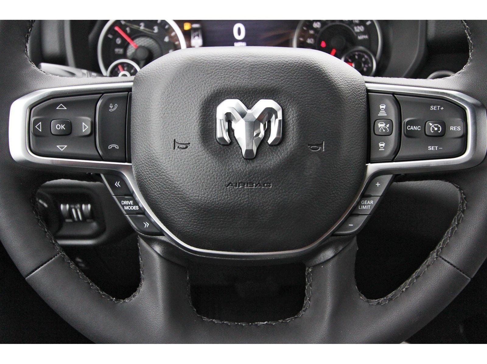 2026 RAM 1500 Big Horn/Lone Star Lone Star 4x2 Crew Cab 5'7" Box