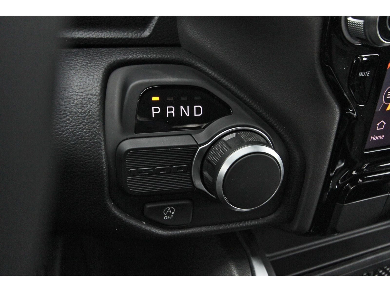 2026 RAM 1500 Big Horn/Lone Star Lone Star 4x2 Crew Cab 5'7" Box