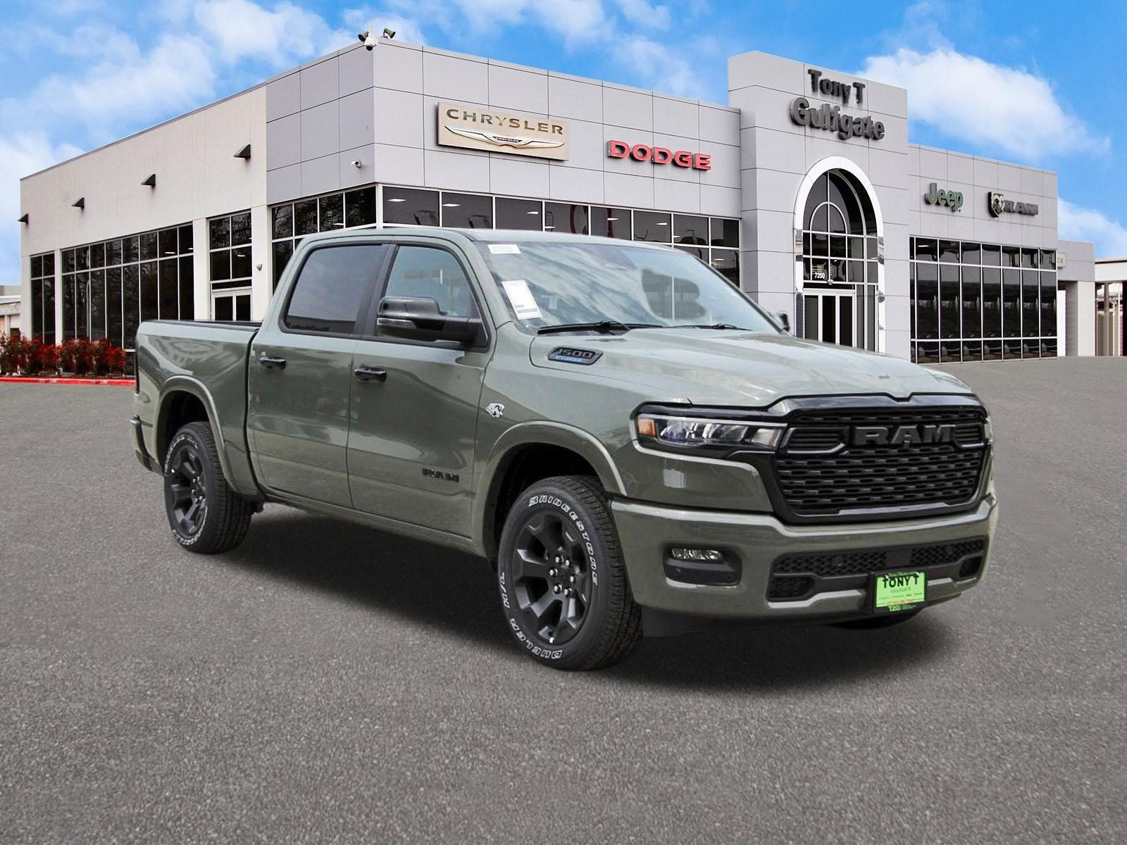 2026 RAM 1500 Big Horn/Lone Star Lone Star 4x2 Crew Cab 5'7" Box