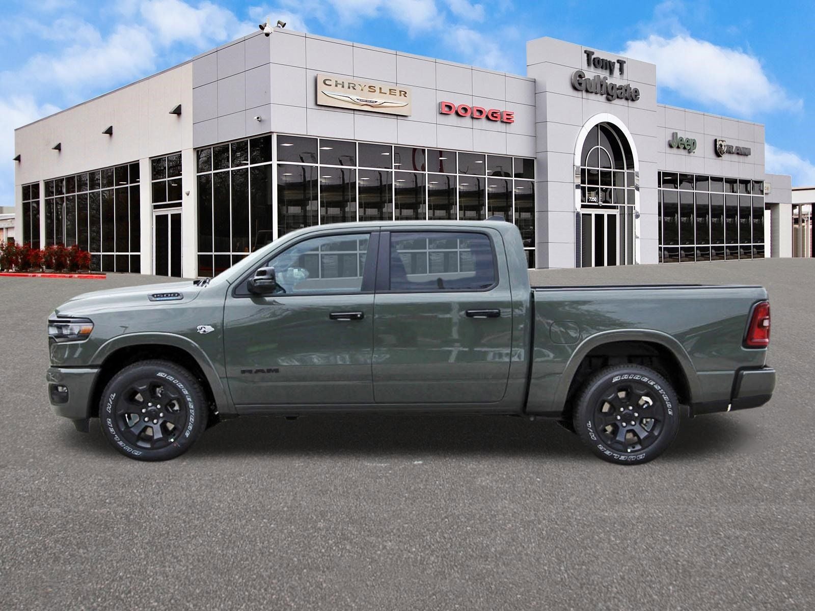 2026 RAM 1500 Big Horn/Lone Star Lone Star 4x2 Crew Cab 5'7" Box
