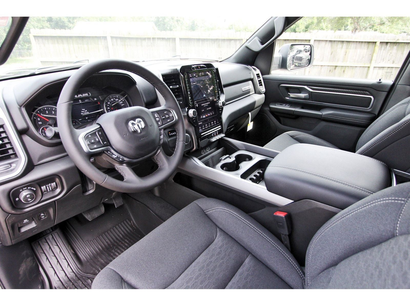 2026 RAM 1500 Big Horn/Lone Star Lone Star 4x2 Crew Cab 5'7" Box