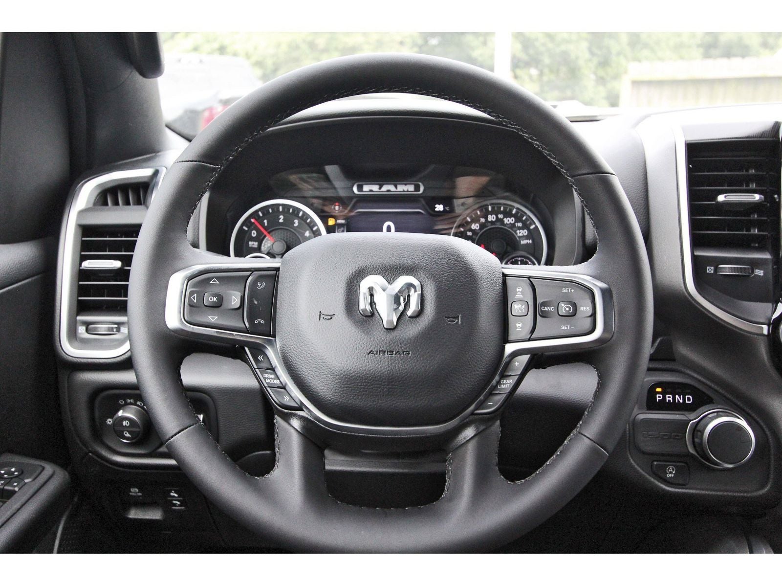 2026 RAM 1500 Big Horn/Lone Star Lone Star 4x2 Crew Cab 5'7" Box