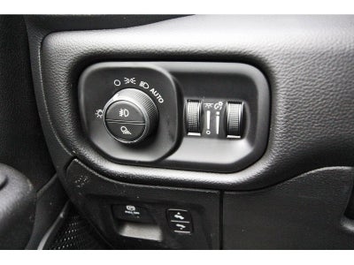2026 RAM 1500 Big Horn/Lone Star Lone Star 4x2 Crew Cab 5'7" Box