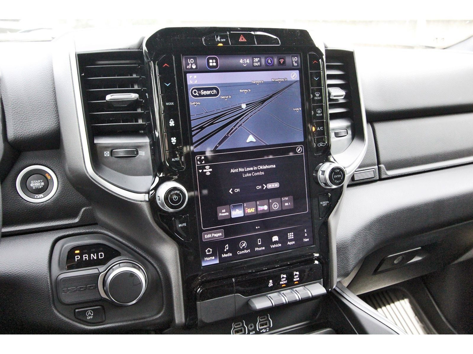2026 RAM 1500 Big Horn/Lone Star Lone Star 4x2 Crew Cab 5'7" Box
