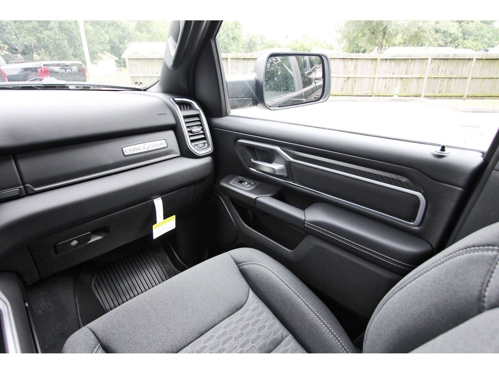 2026 RAM 1500 Big Horn/Lone Star Lone Star 4x2 Crew Cab 5'7" Box