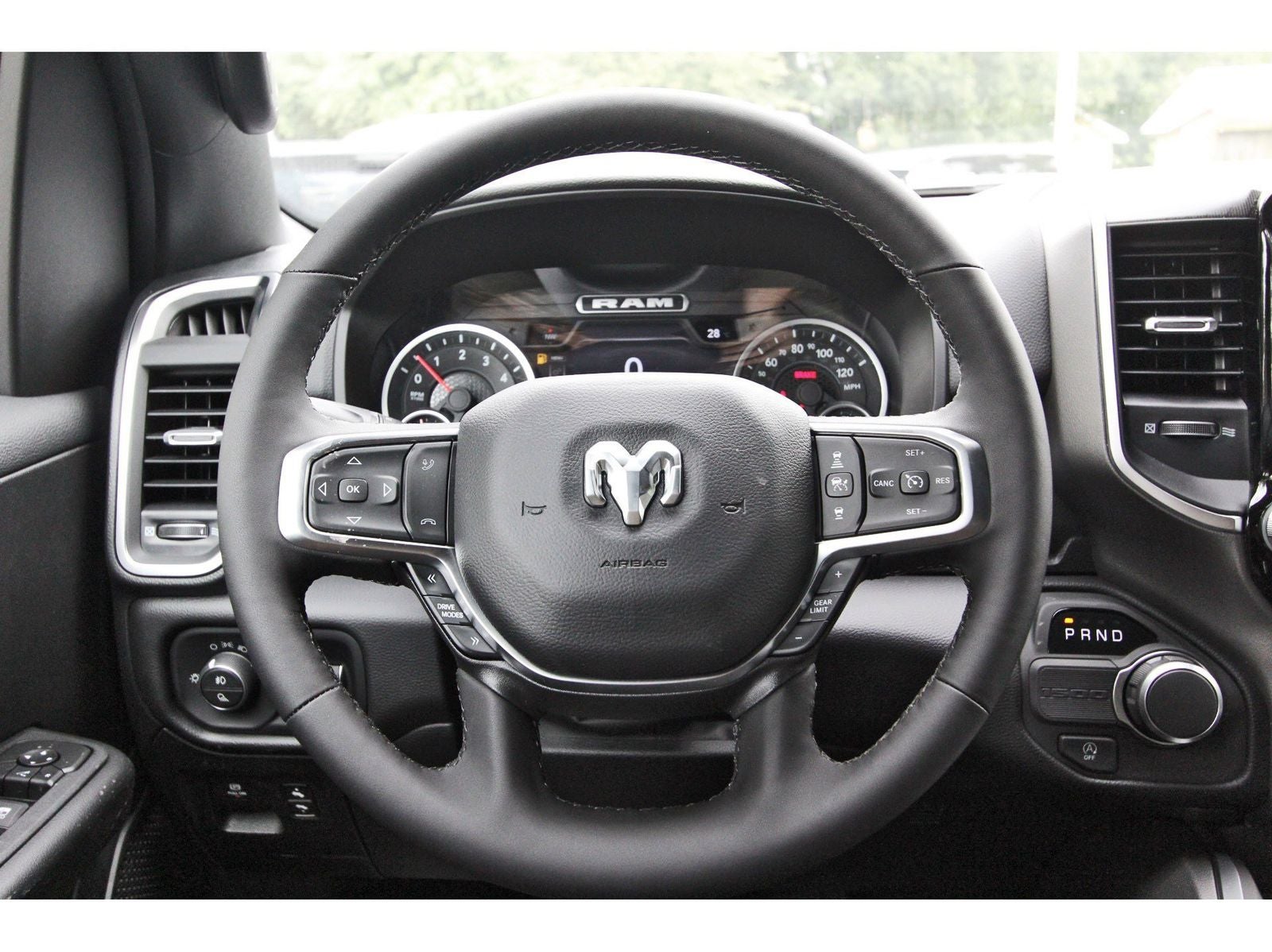 2026 RAM 1500 Big Horn/Lone Star Lone Star 4x2 Crew Cab 5'7" Box