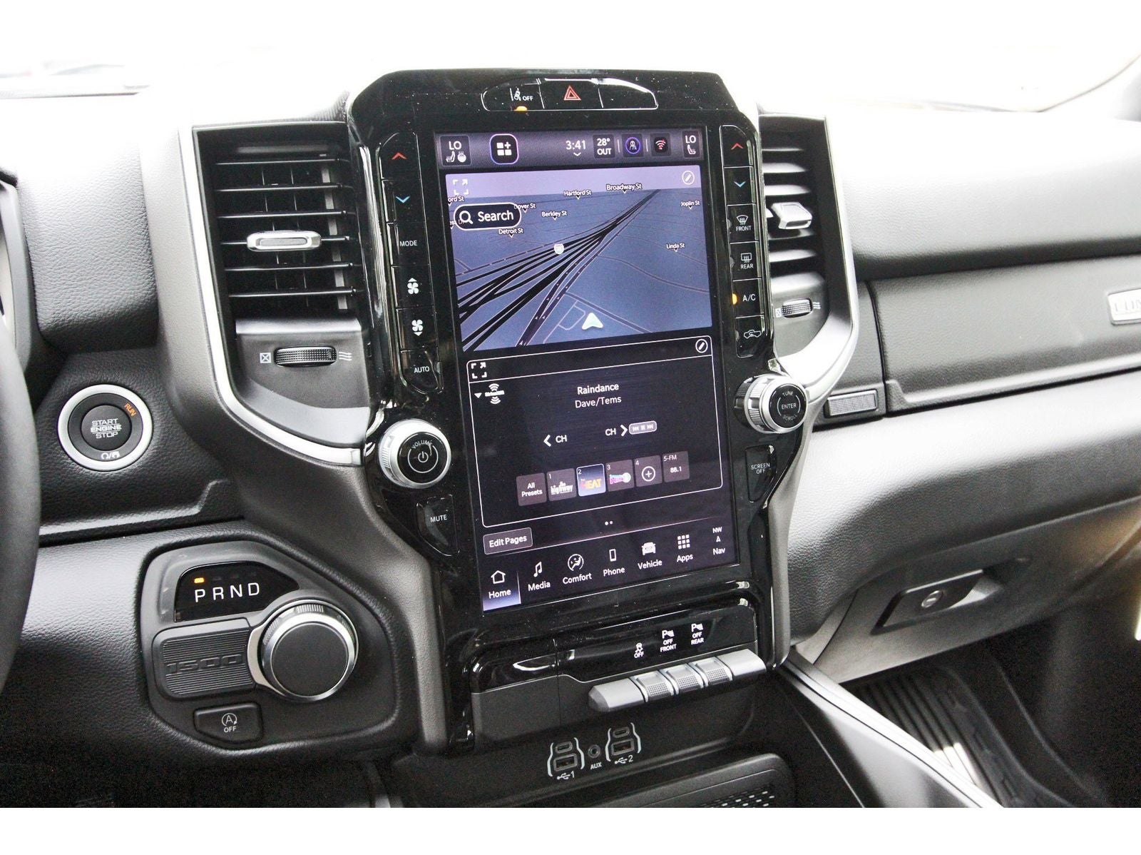 2026 RAM 1500 Big Horn/Lone Star Lone Star 4x2 Crew Cab 5'7" Box