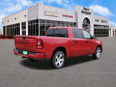 2026 RAM 1500 Express 4x2 Crew Cab 5'7" Box