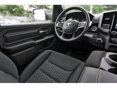 2026 RAM 1500 Express 4x2 Crew Cab 5'7" Box