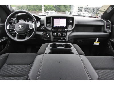 2026 RAM 1500 Express 4x2 Crew Cab 5'7" Box