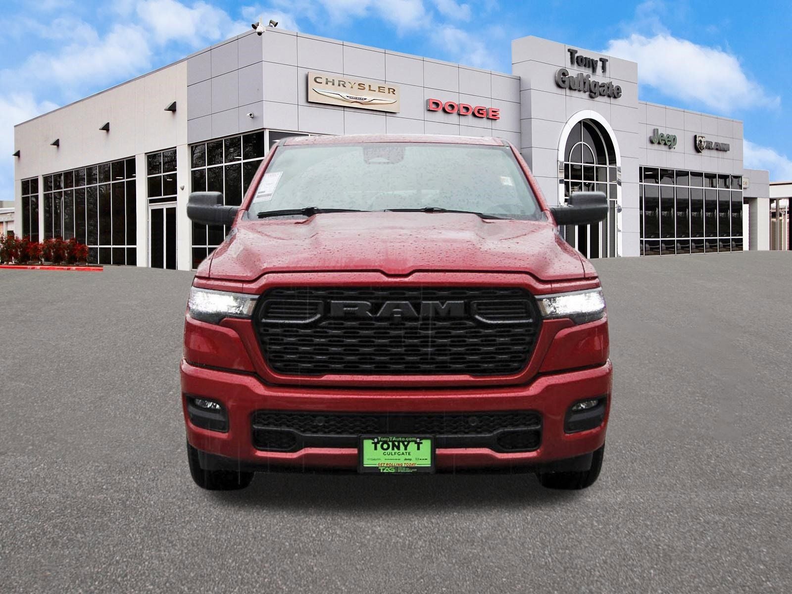 2026 RAM 1500 Express 4x2 Crew Cab 5'7" Box