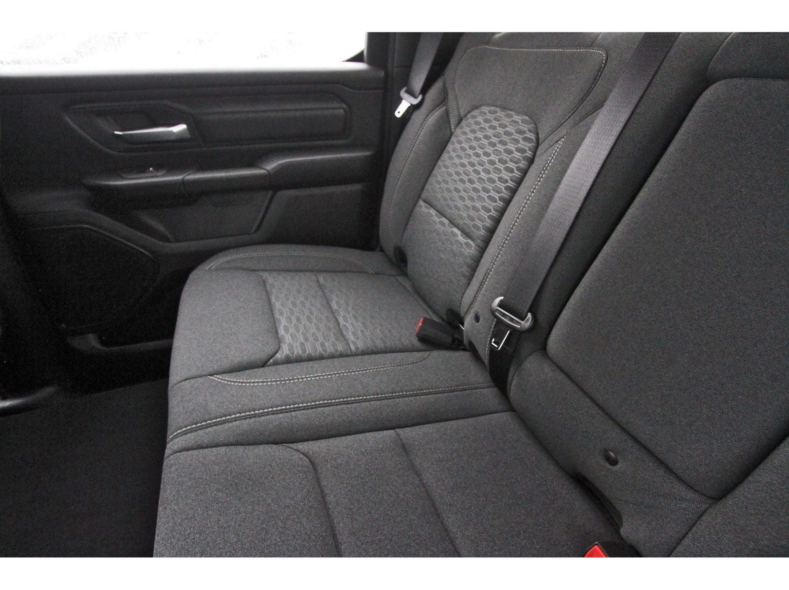 2026 RAM 1500 Express 4x2 Crew Cab 5'7" Box