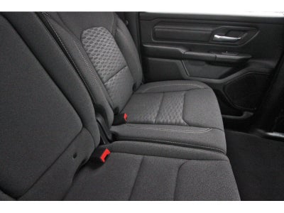 2026 RAM 1500 Express 4x2 Crew Cab 5'7" Box