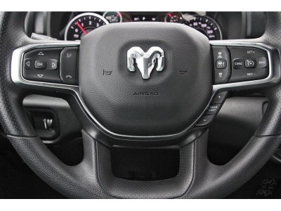 2026 RAM 1500 Express 4x2 Crew Cab 5'7" Box