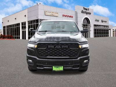 2026 RAM 1500 Express 4x2 Crew Cab 5'7" Box
