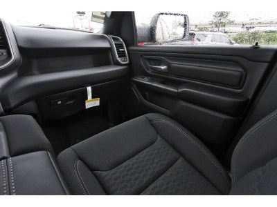 2026 RAM 1500 Express 4x2 Crew Cab 5'7" Box