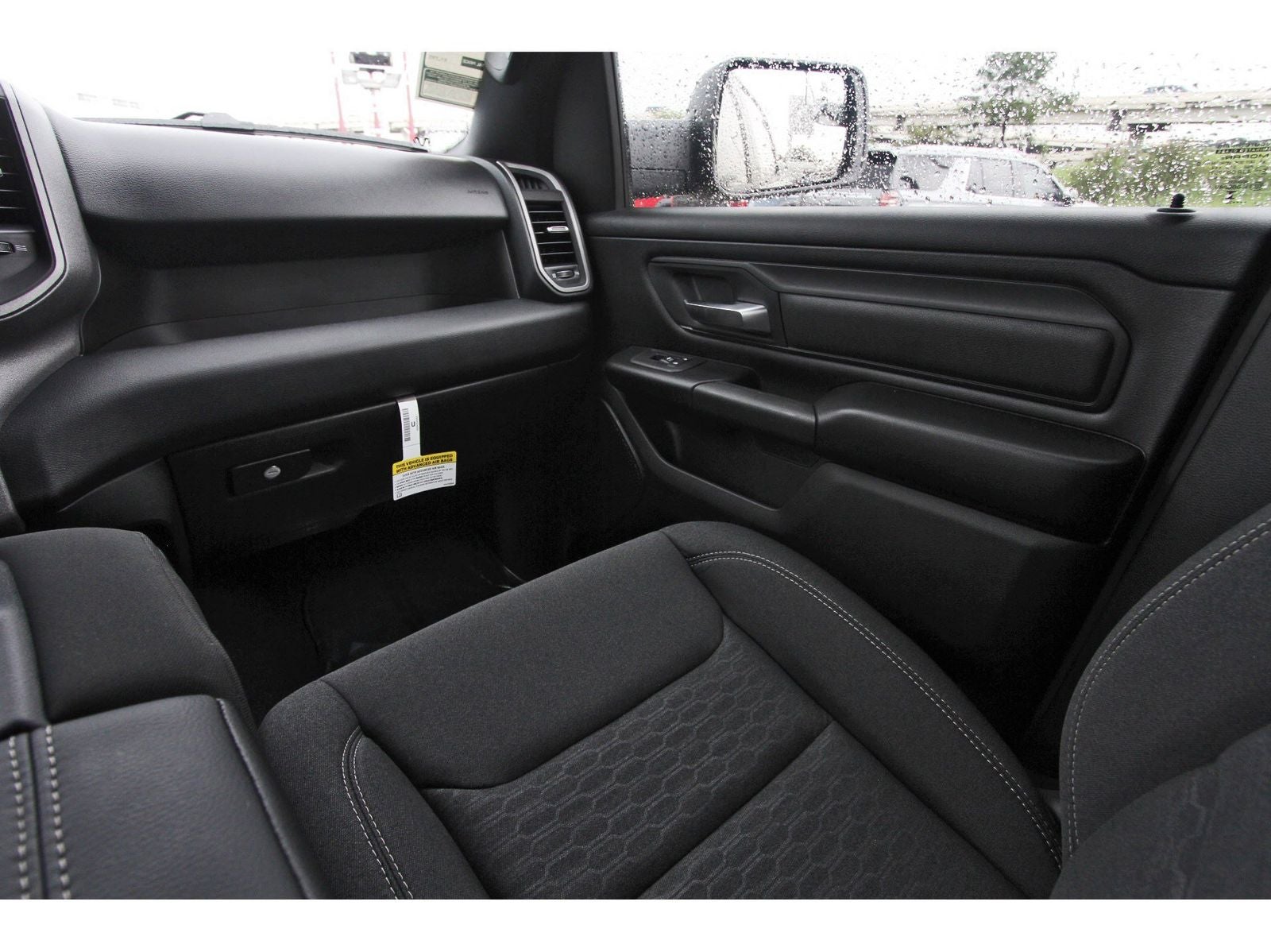 2026 RAM 1500 Express 4x2 Crew Cab 5'7" Box