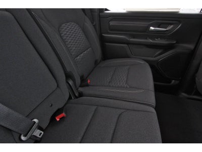 2026 RAM 1500 Express 4x2 Crew Cab 5'7" Box