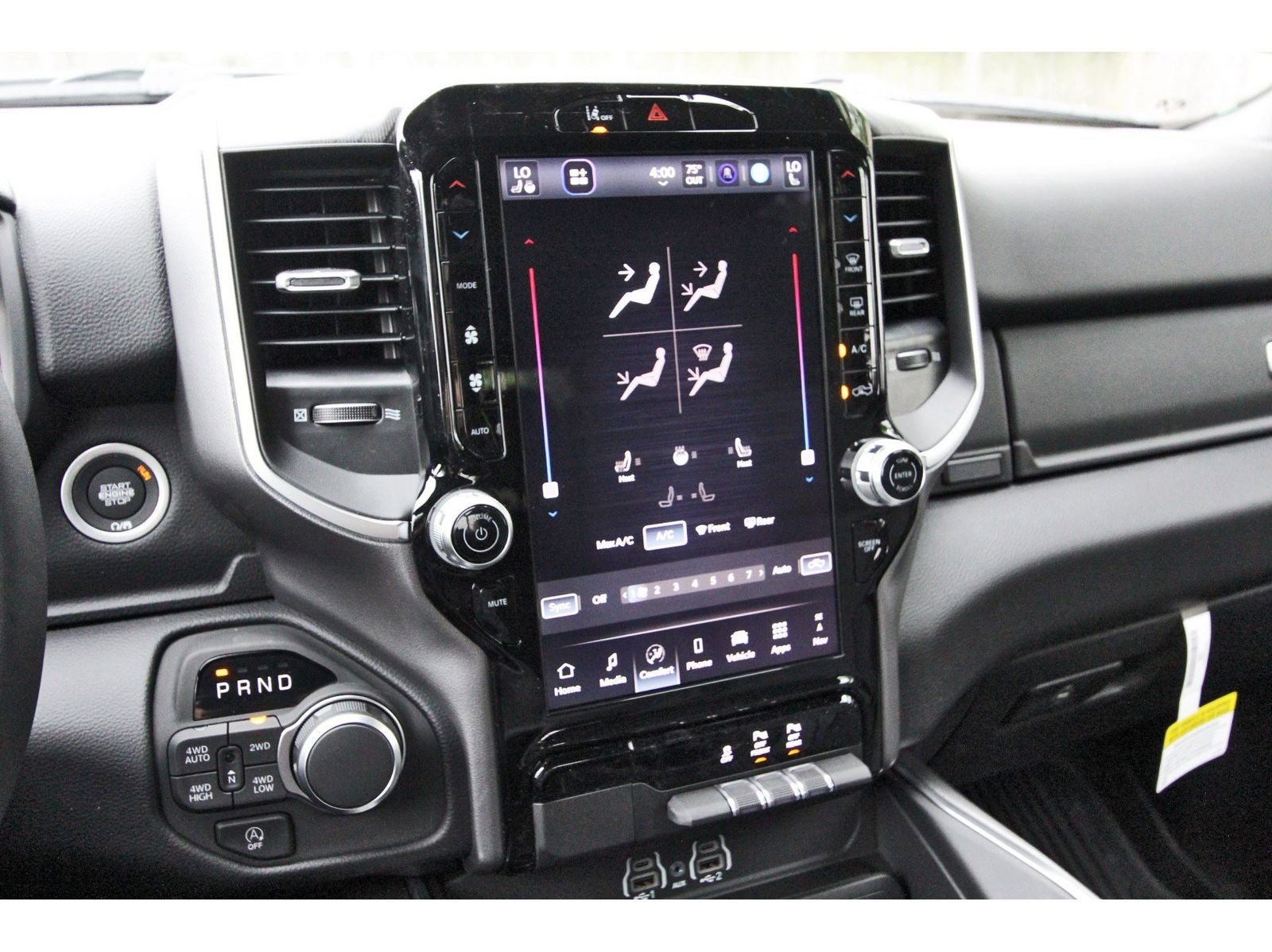 2026 RAM 1500 Big Horn/Lone Star Lone Star 4x4 Crew Cab 5'7" Box