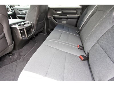2026 RAM 1500 Express 4x4 Crew Cab 5'7" Box