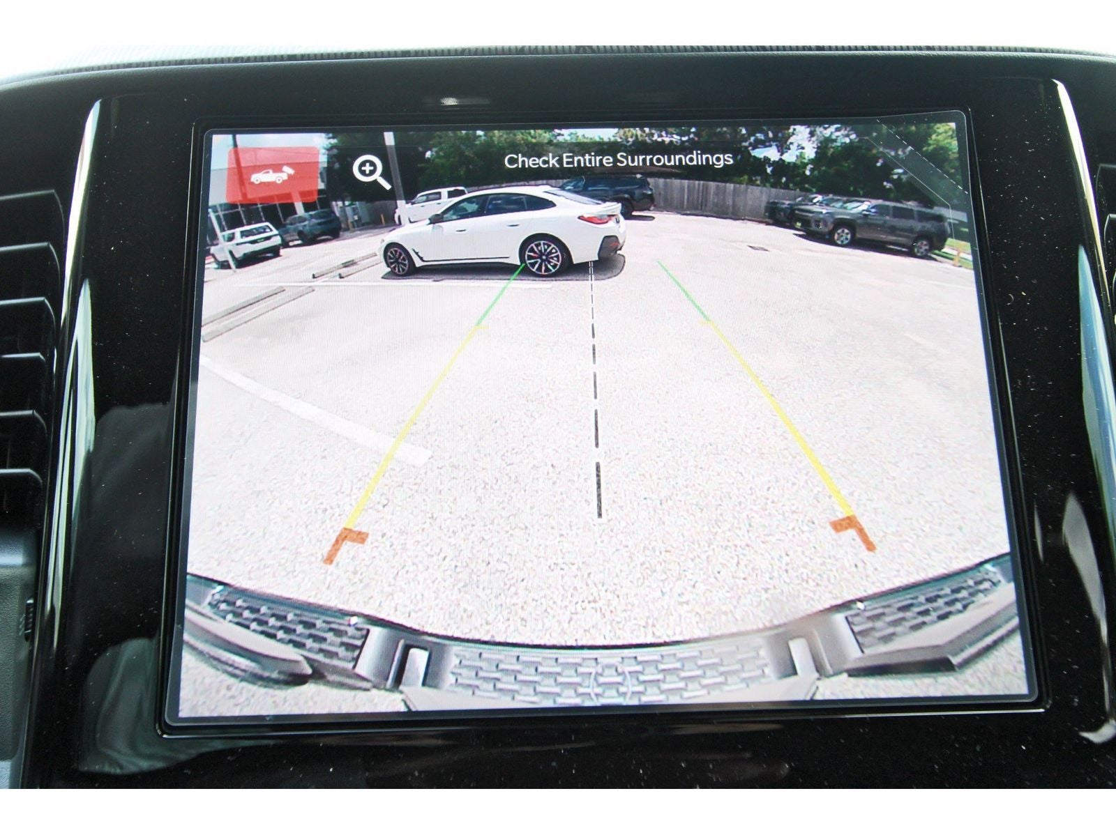 2026 RAM 1500 Express 4x4 Crew Cab 5'7" Box