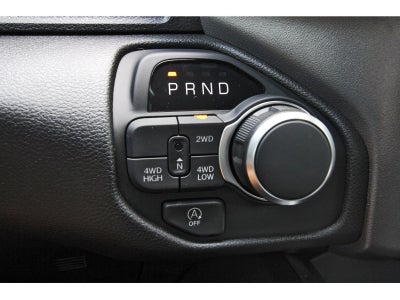 2026 RAM 1500 Express 4x4 Crew Cab 5'7" Box