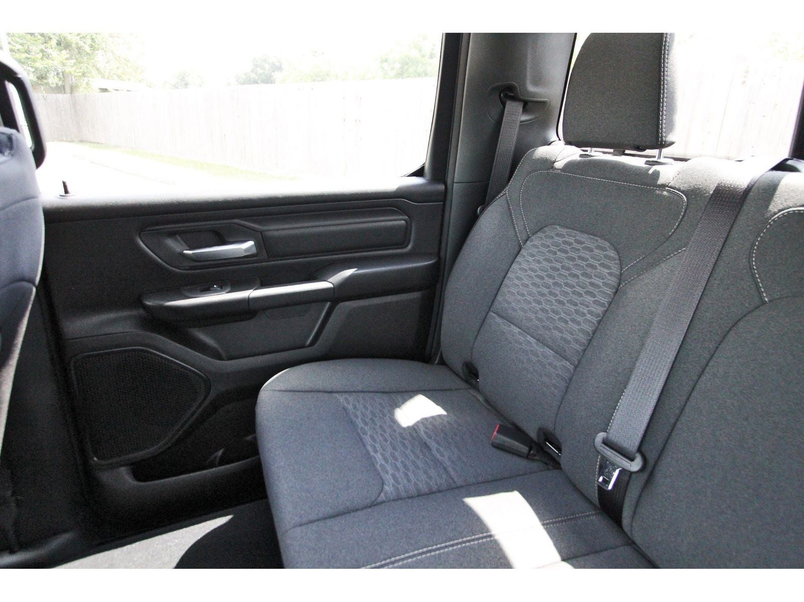 2026 RAM 1500 Express 4x4 Crew Cab 5'7" Box