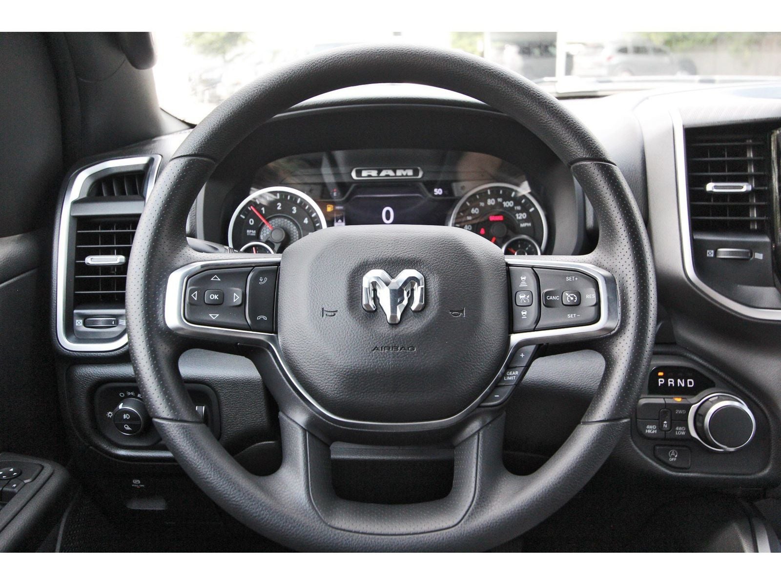 2026 RAM 1500 Express 4x4 Crew Cab 5'7" Box
