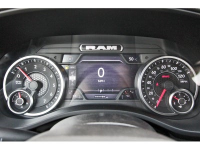 2026 RAM 1500 Express 4x4 Crew Cab 5'7" Box