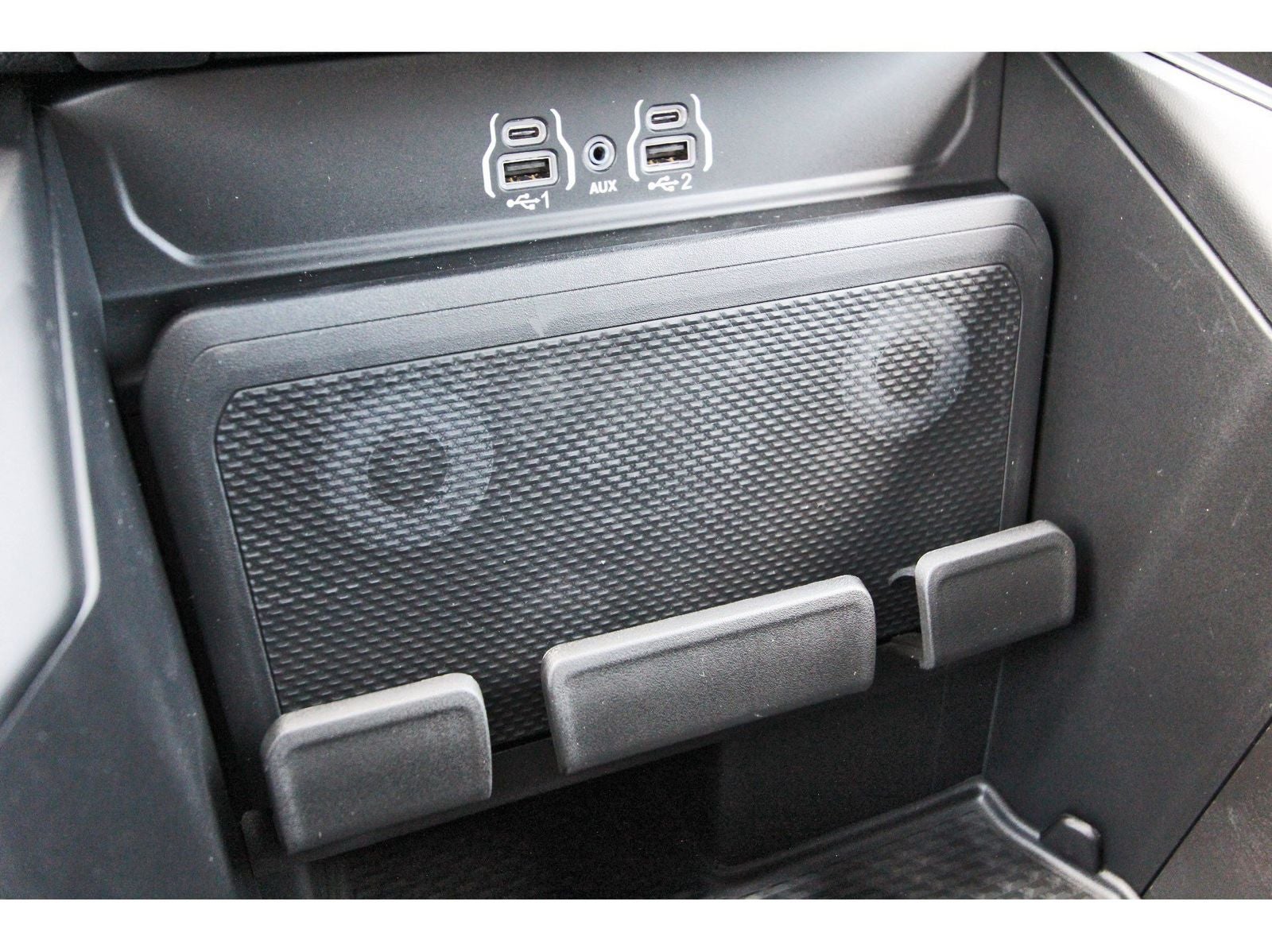 2026 RAM 1500 Express 4x4 Crew Cab 5'7" Box