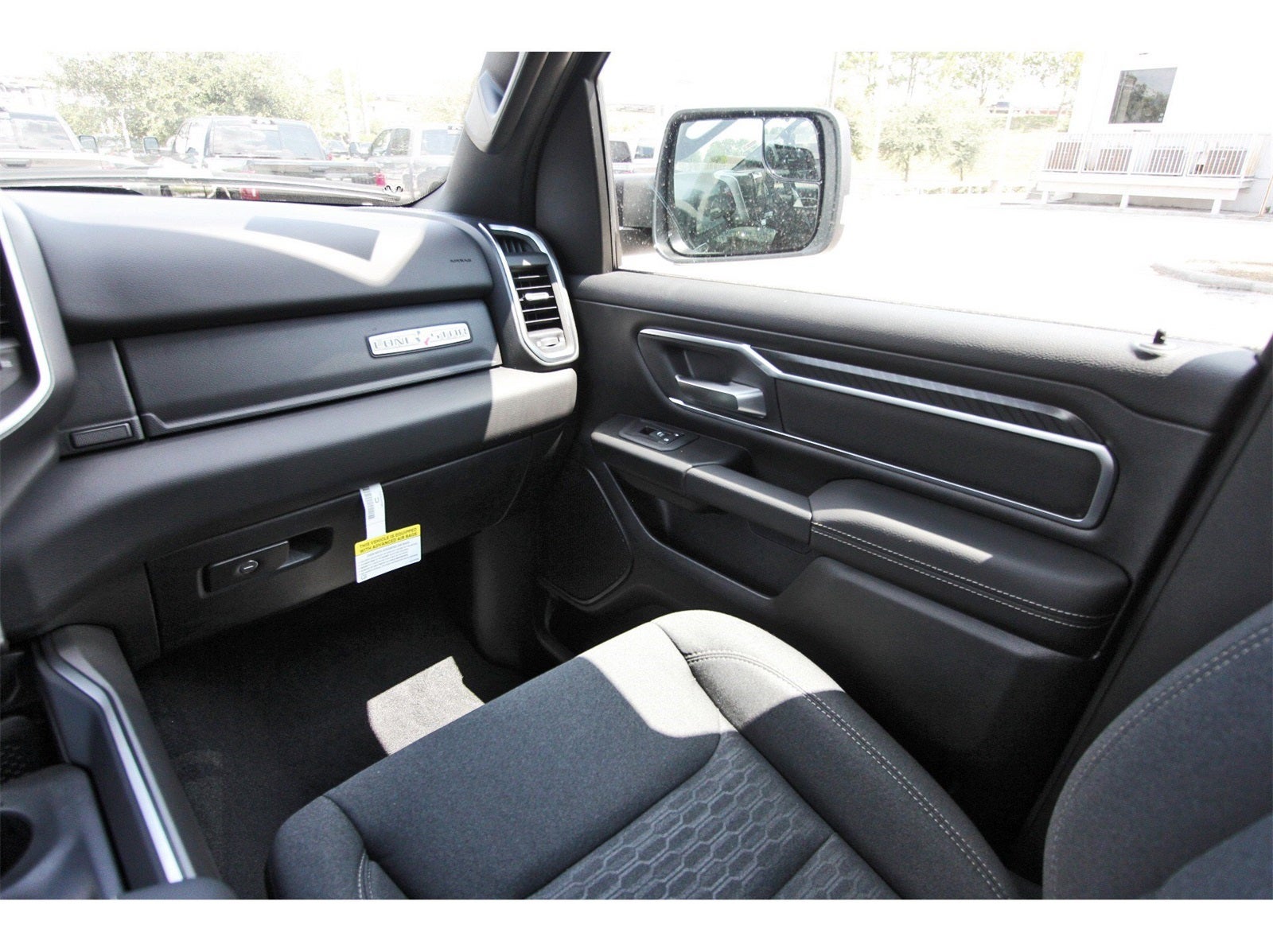 2026 RAM 1500 Big Horn/Lone Star Lone Star 4x4 Crew Cab 5'7" Box