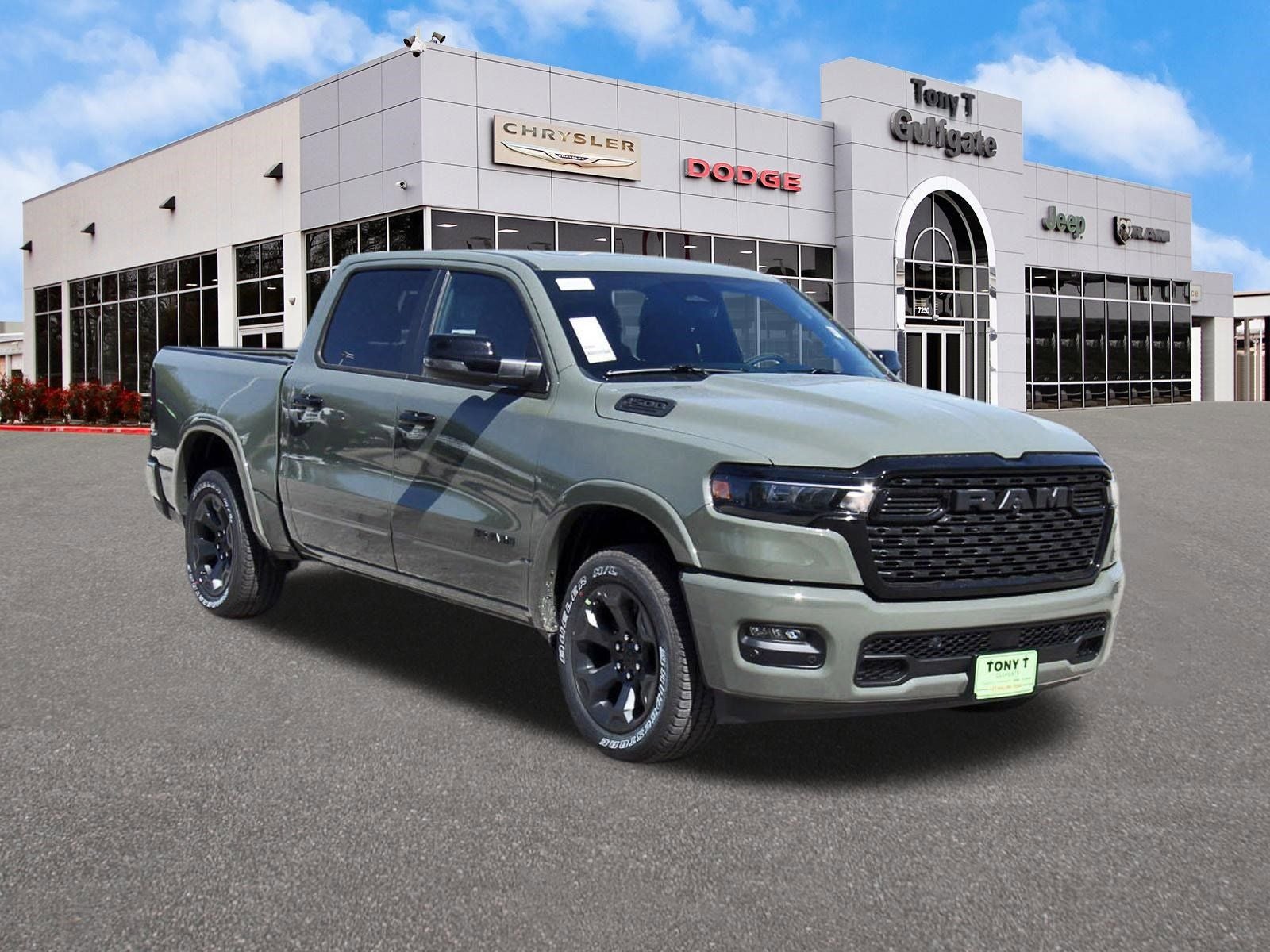 2026 RAM 1500 Big Horn/Lone Star Lone Star 4x4 Crew Cab 5'7" Box