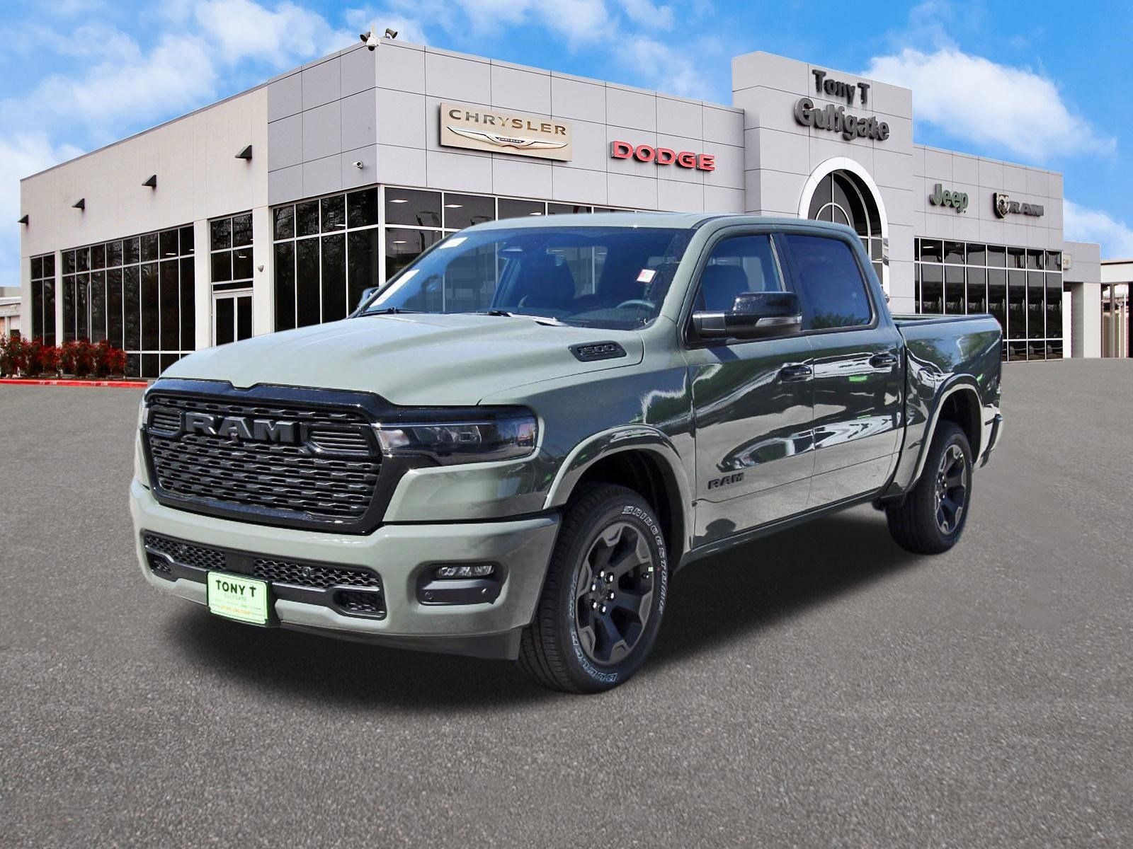 2026 RAM 1500 Big Horn/Lone Star Lone Star 4x4 Crew Cab 5'7" Box